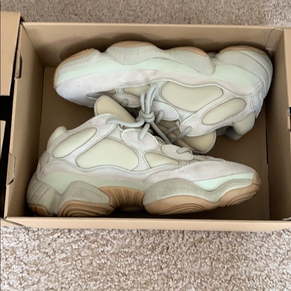 yeezy size 7 uk